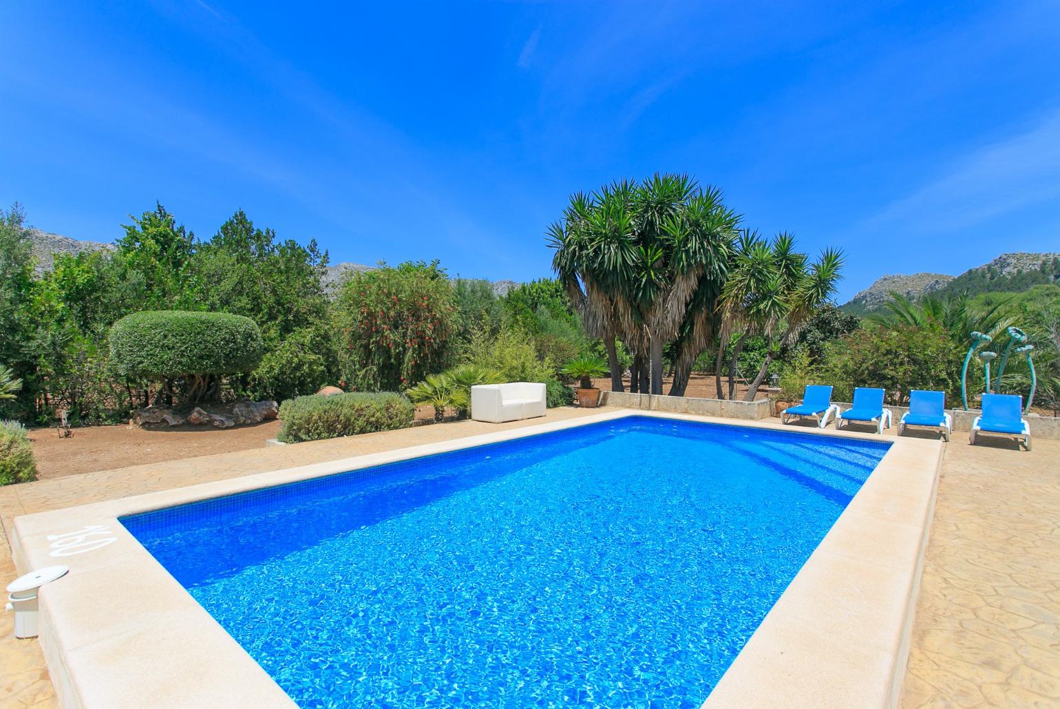 Private pool with terrace and garden