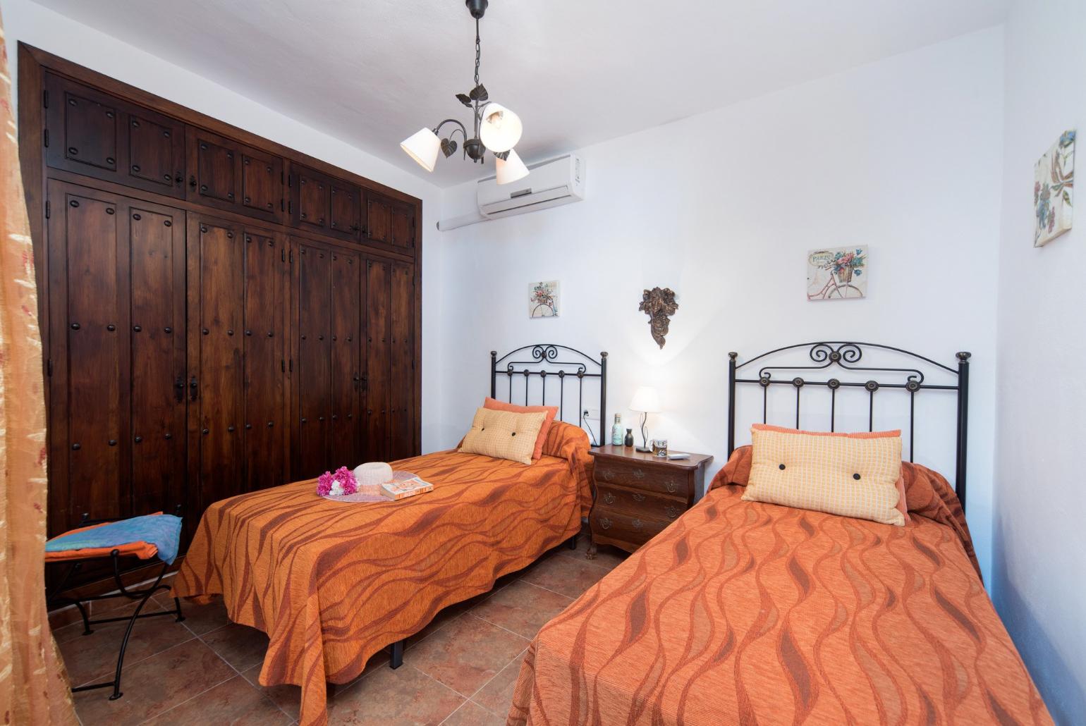 Twin Bedroom  with A/C