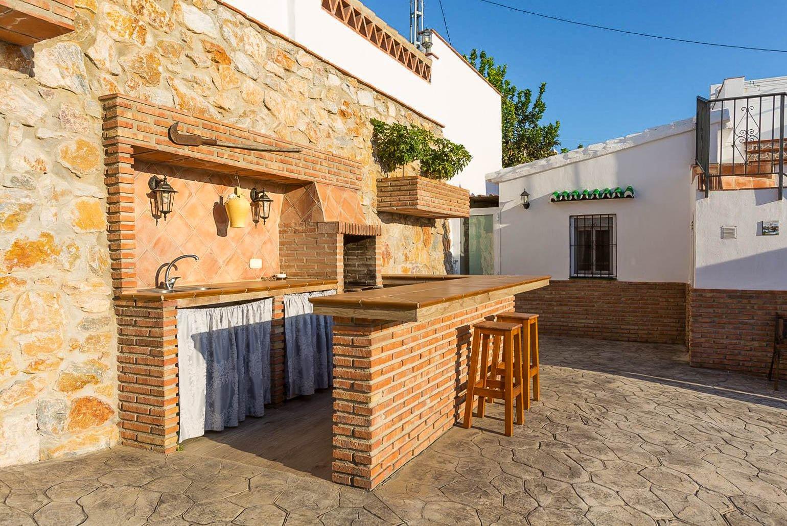 Outdoor kitchenette with BBQ area