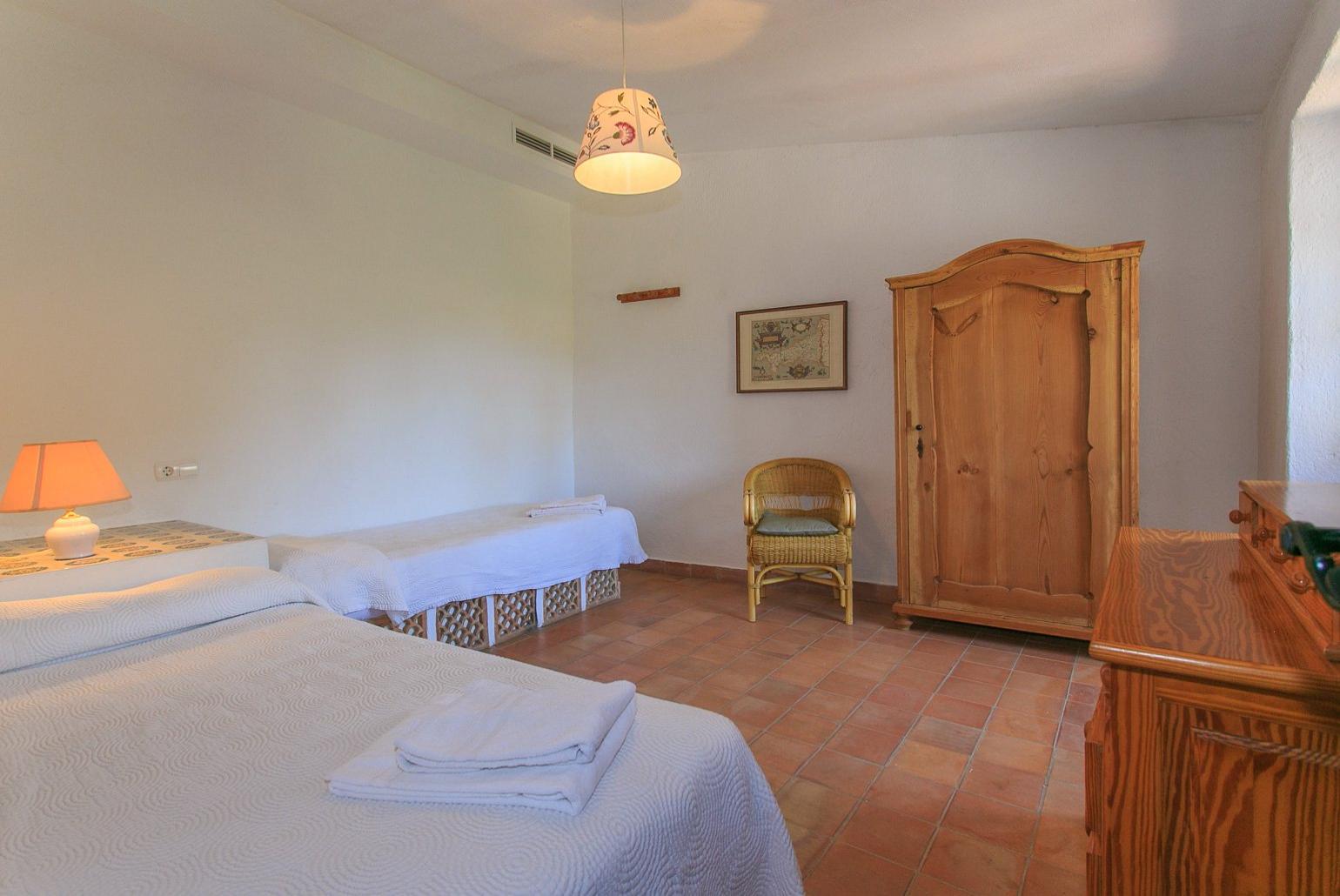 Double bedroom with A/C