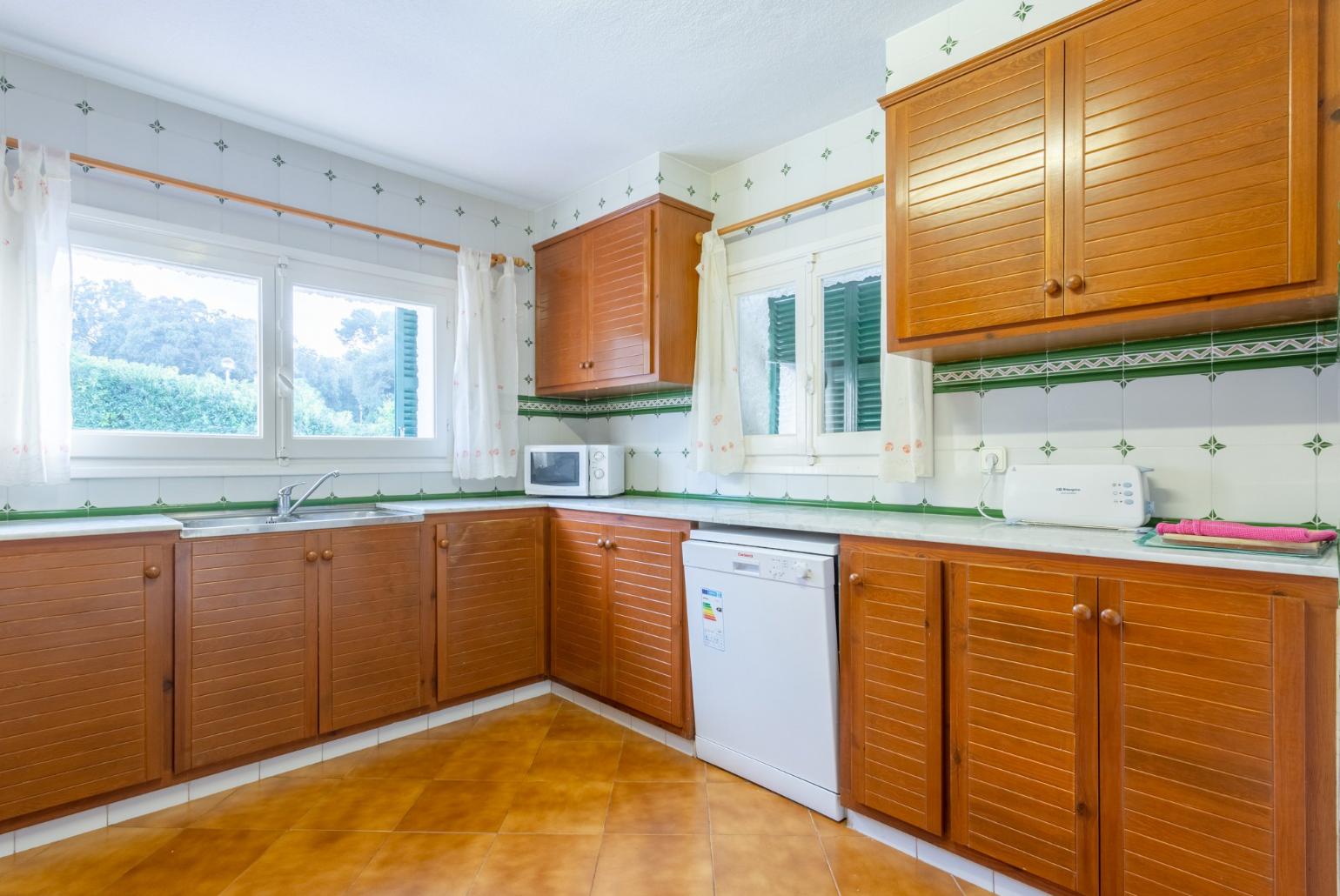 Equipped kitchen