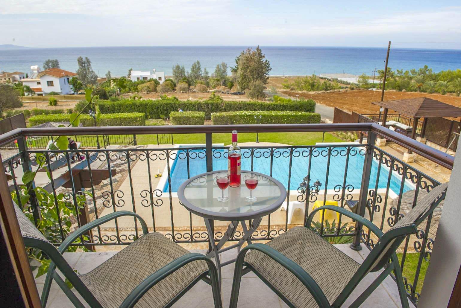 Balcony with pool view 