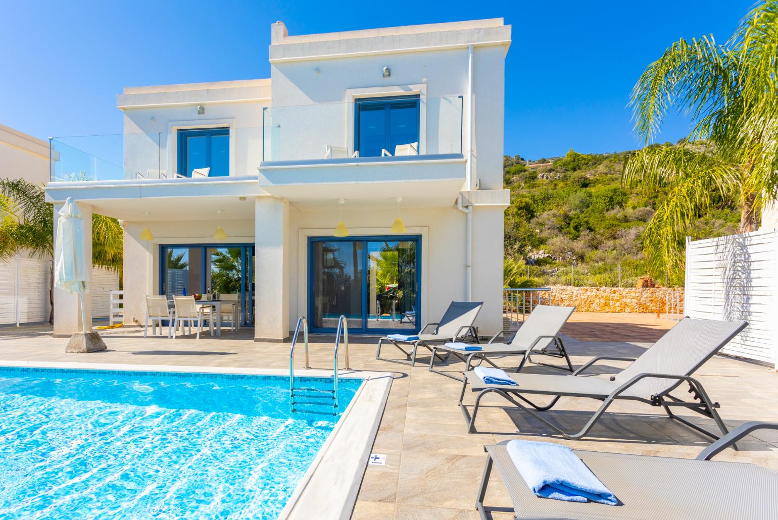 Beautiful villa with private pool and terrace