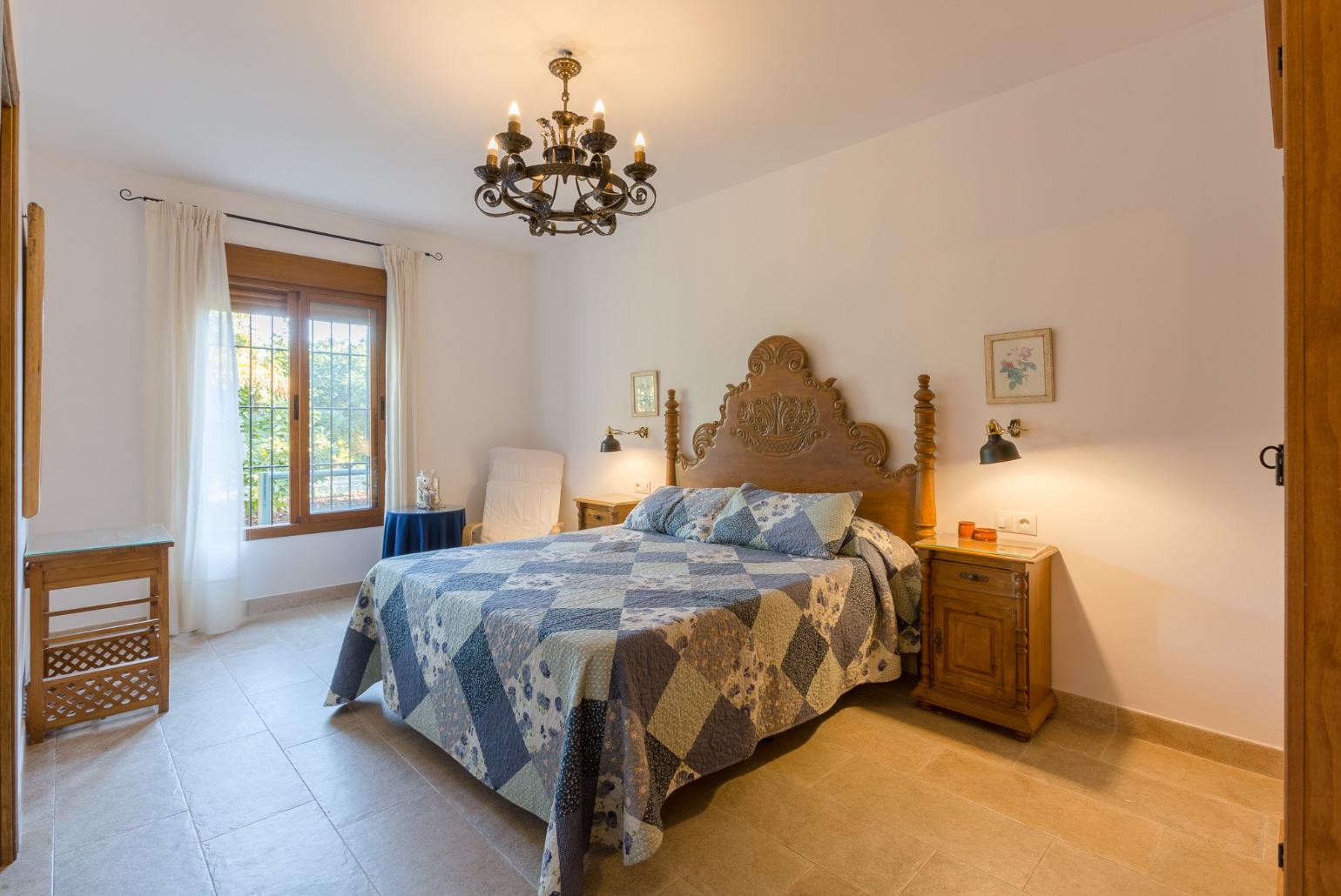 Double bedroom with A/C and en suite bathroom