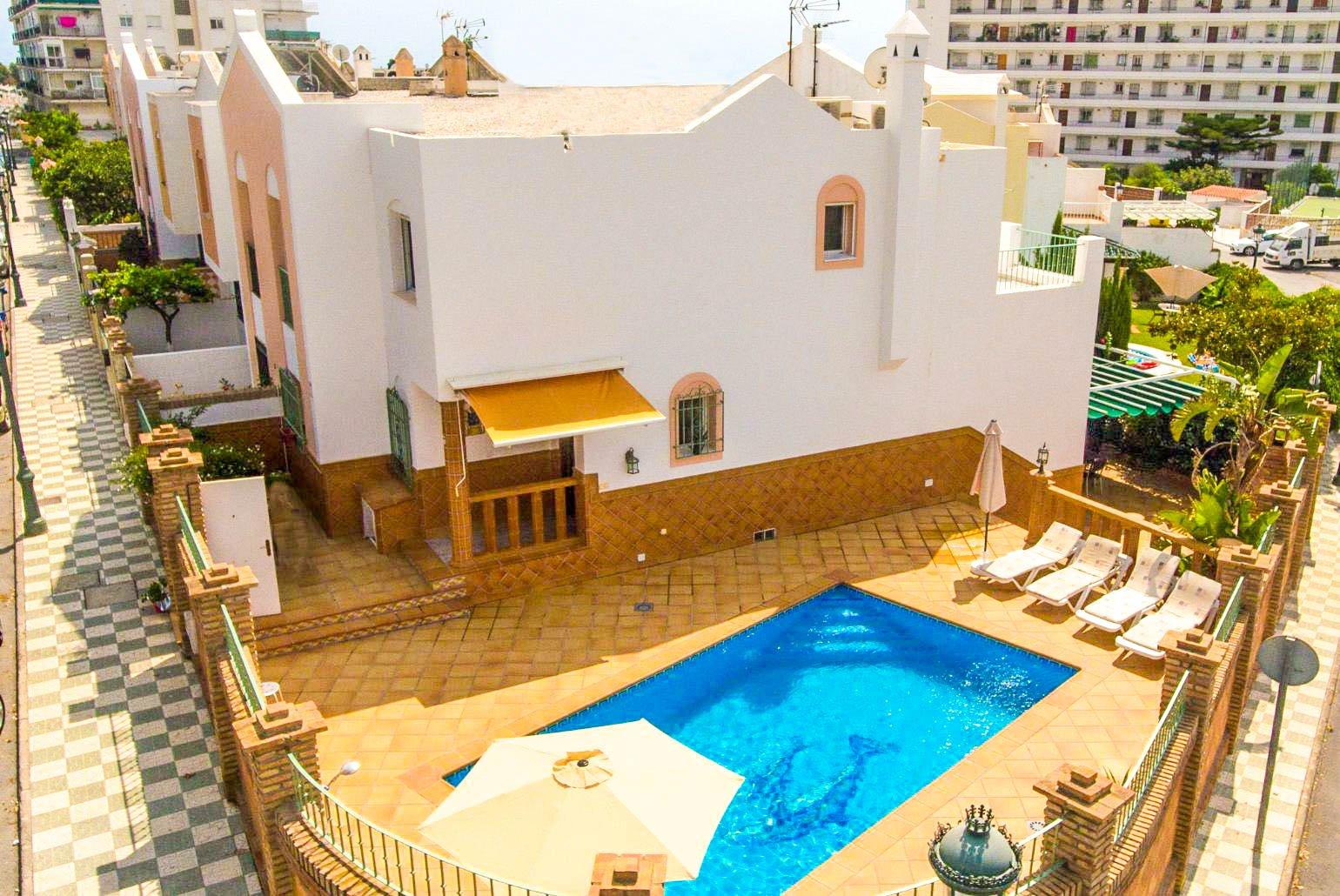 Private pool and terrace