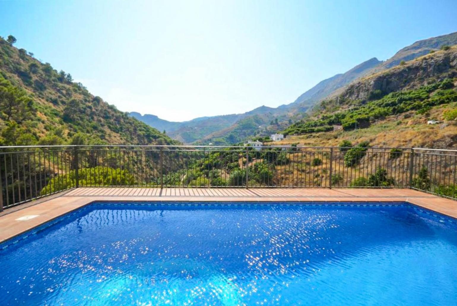 Private pool and terrace