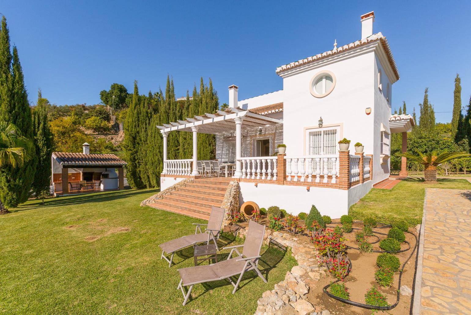 Beautiful villa with private pool and terrace