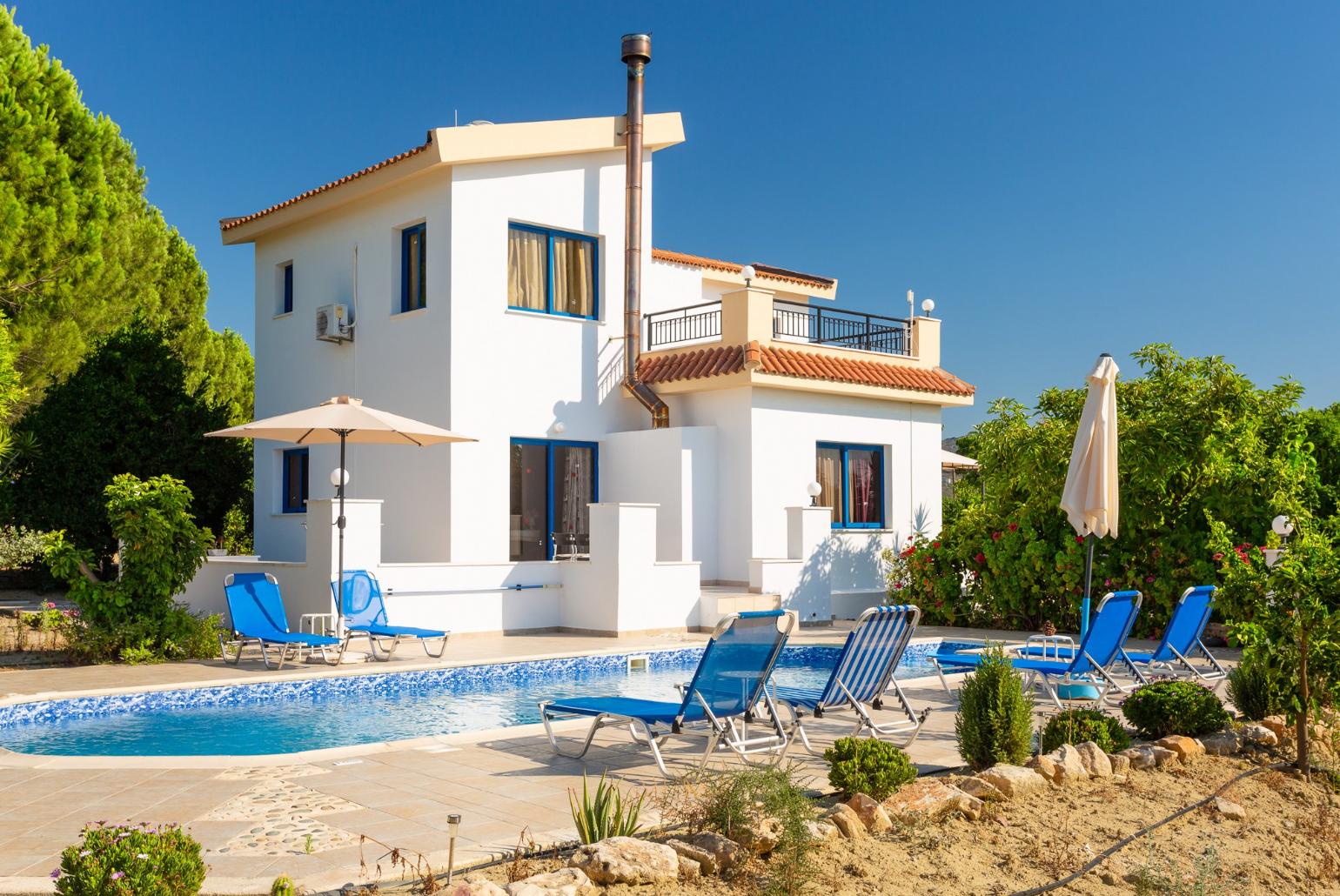 Beautiful villa with private pool and terrace