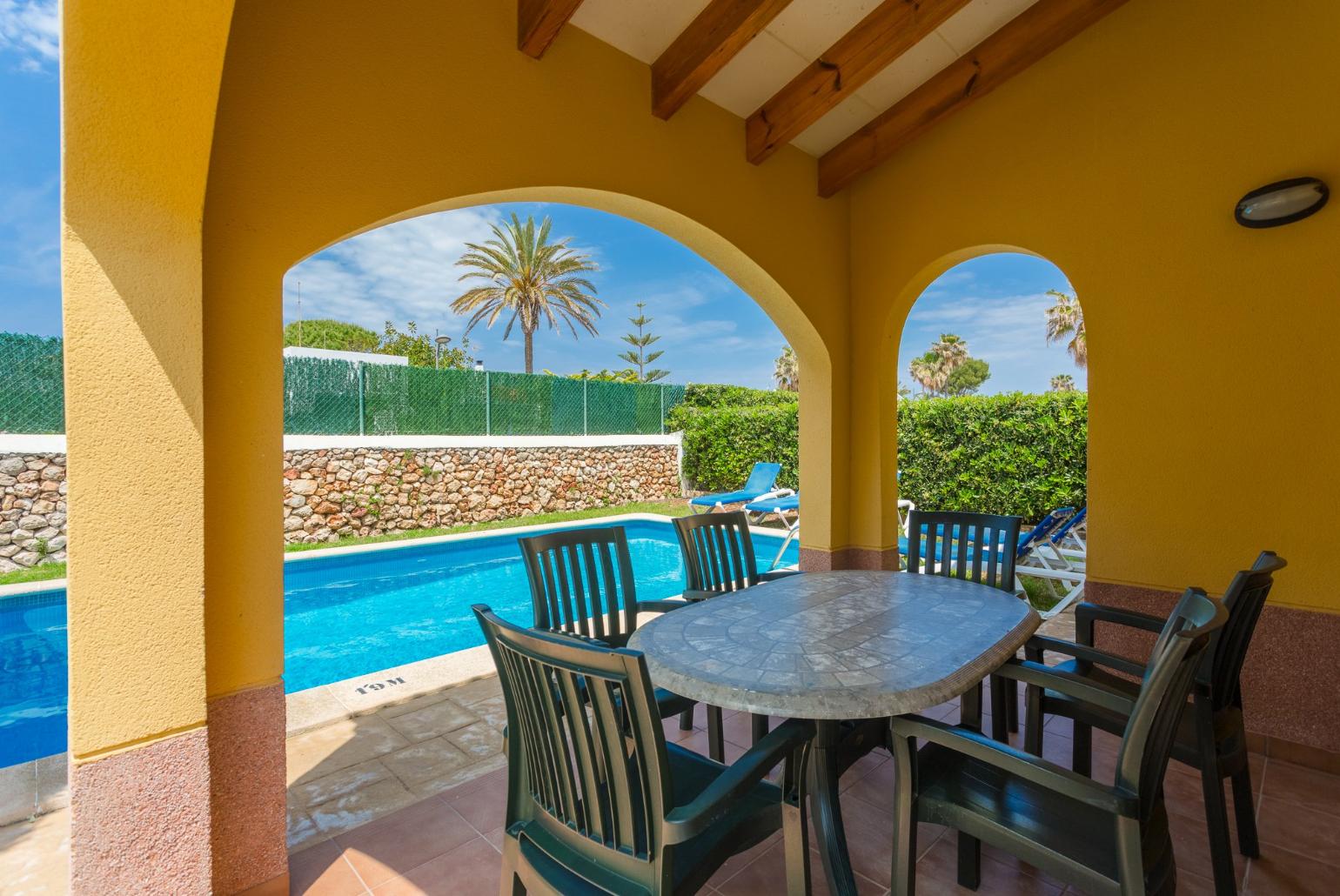 Beautiful villa with private pool and sheltered terrace and outdoor dining area