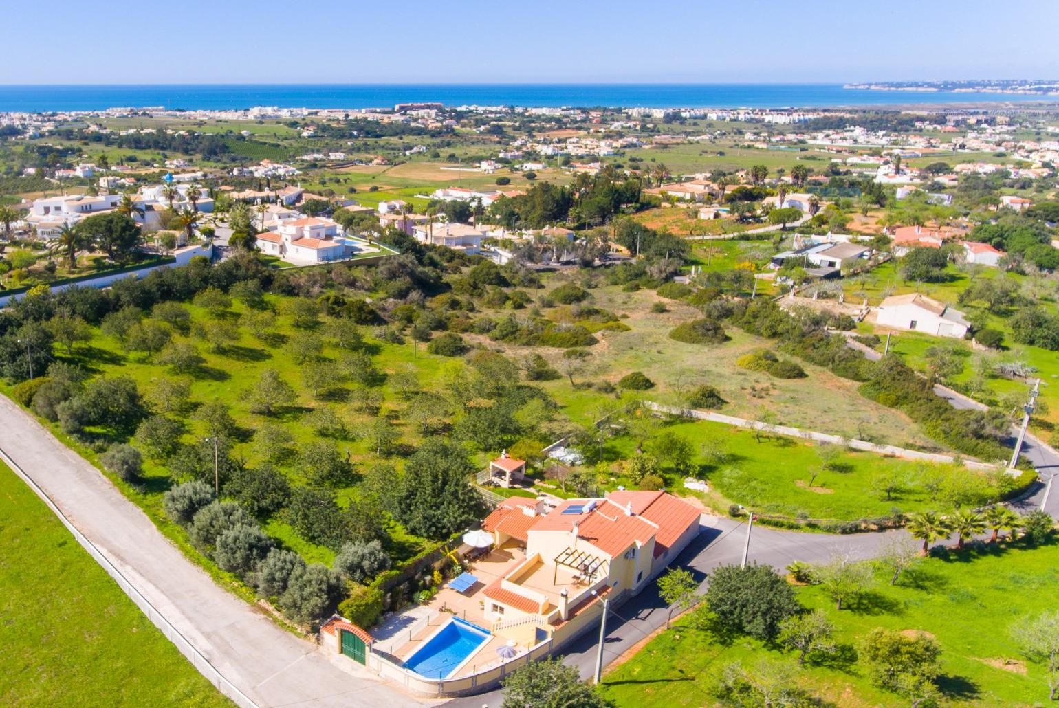  Aerial view showing location of Casa Da Encosta