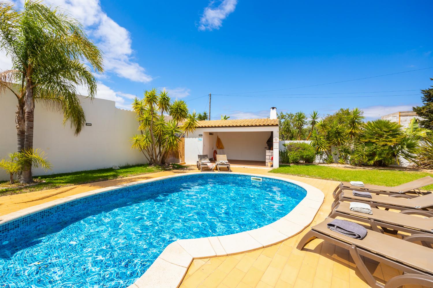 Private pool and terrace