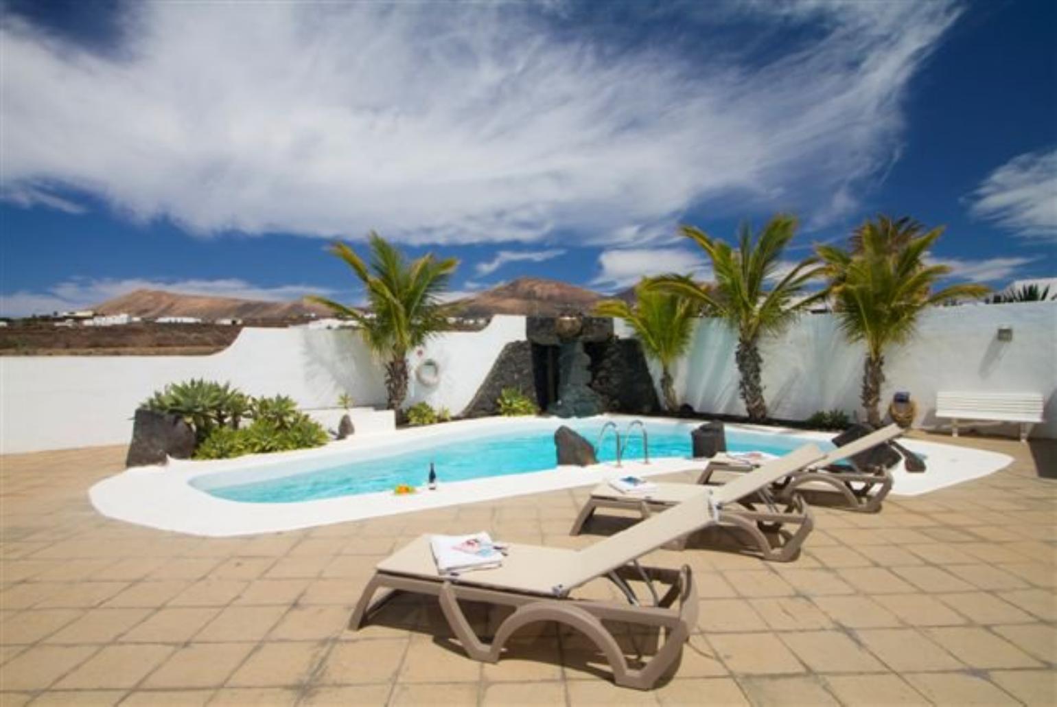 Private pool and terrace