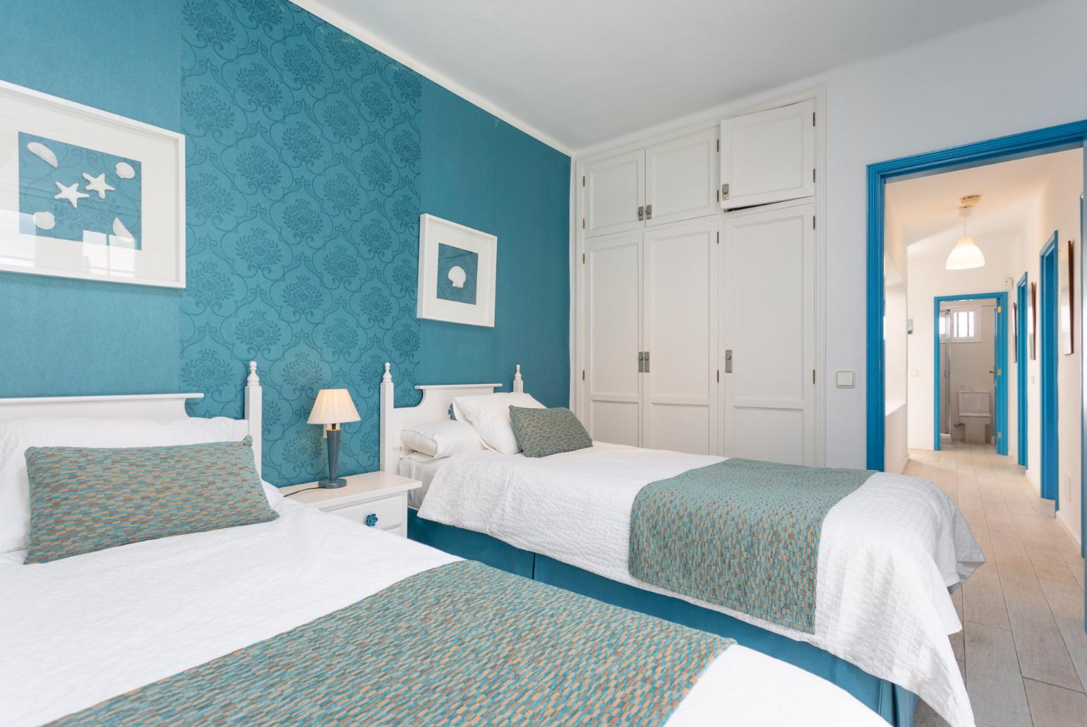 Twin bedroom with A/C and pool terrace access