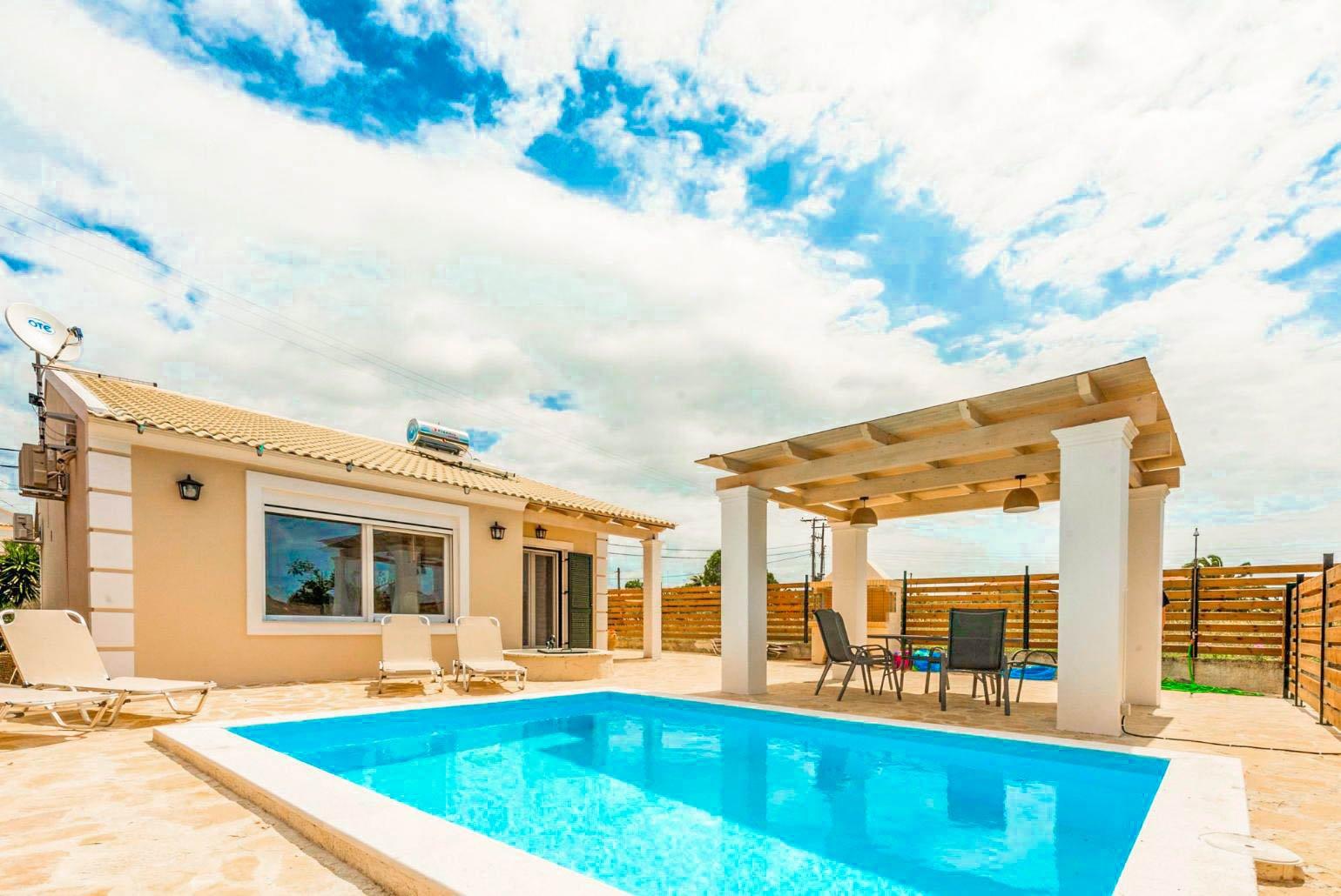Villa with a private pool