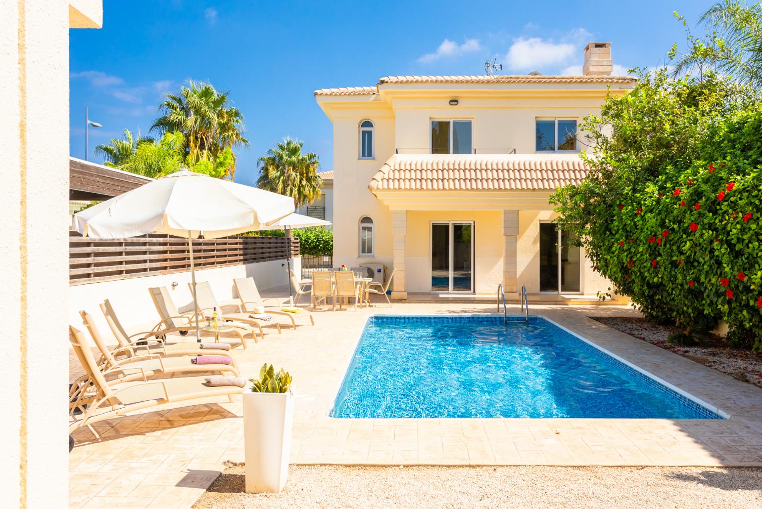 Beautiful villa with private pool and terrace