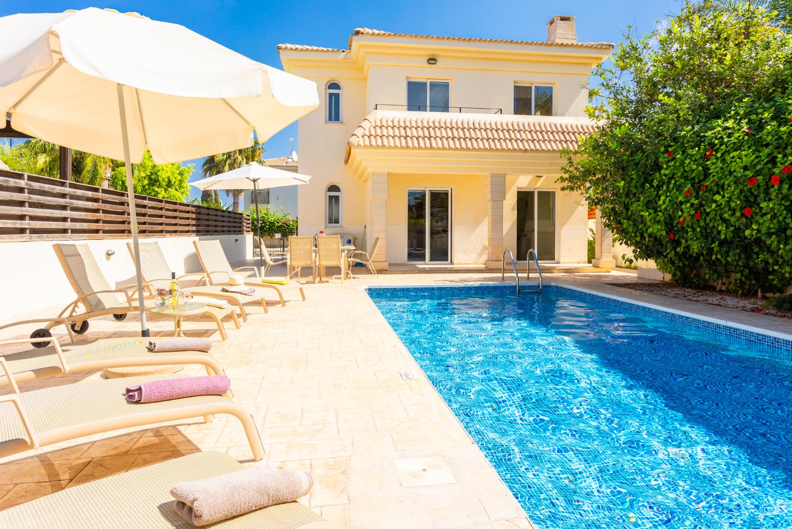 Beautiful villa with private pool and terrace