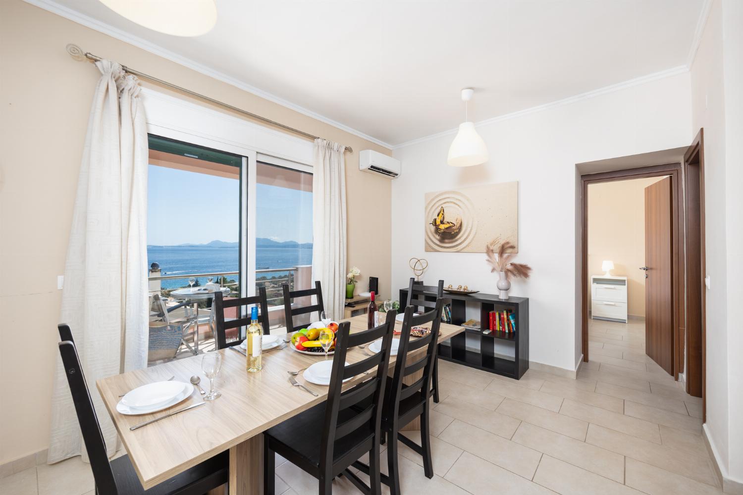 Dining room with A/C and sea views