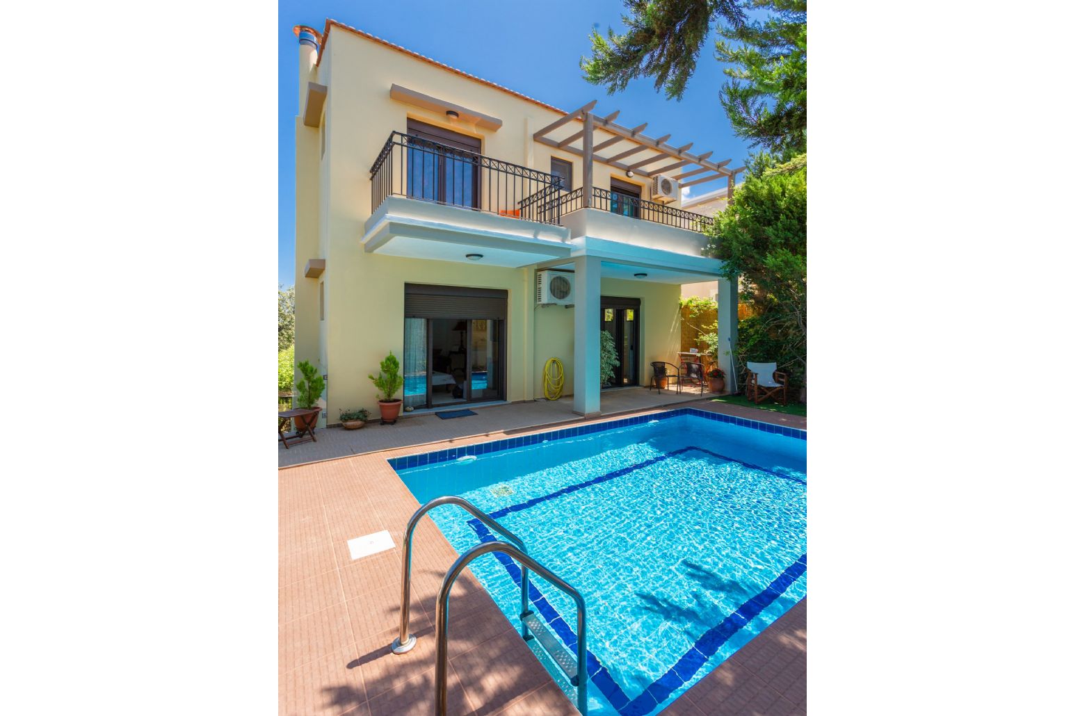 Beautiful villa with private pool and terrace