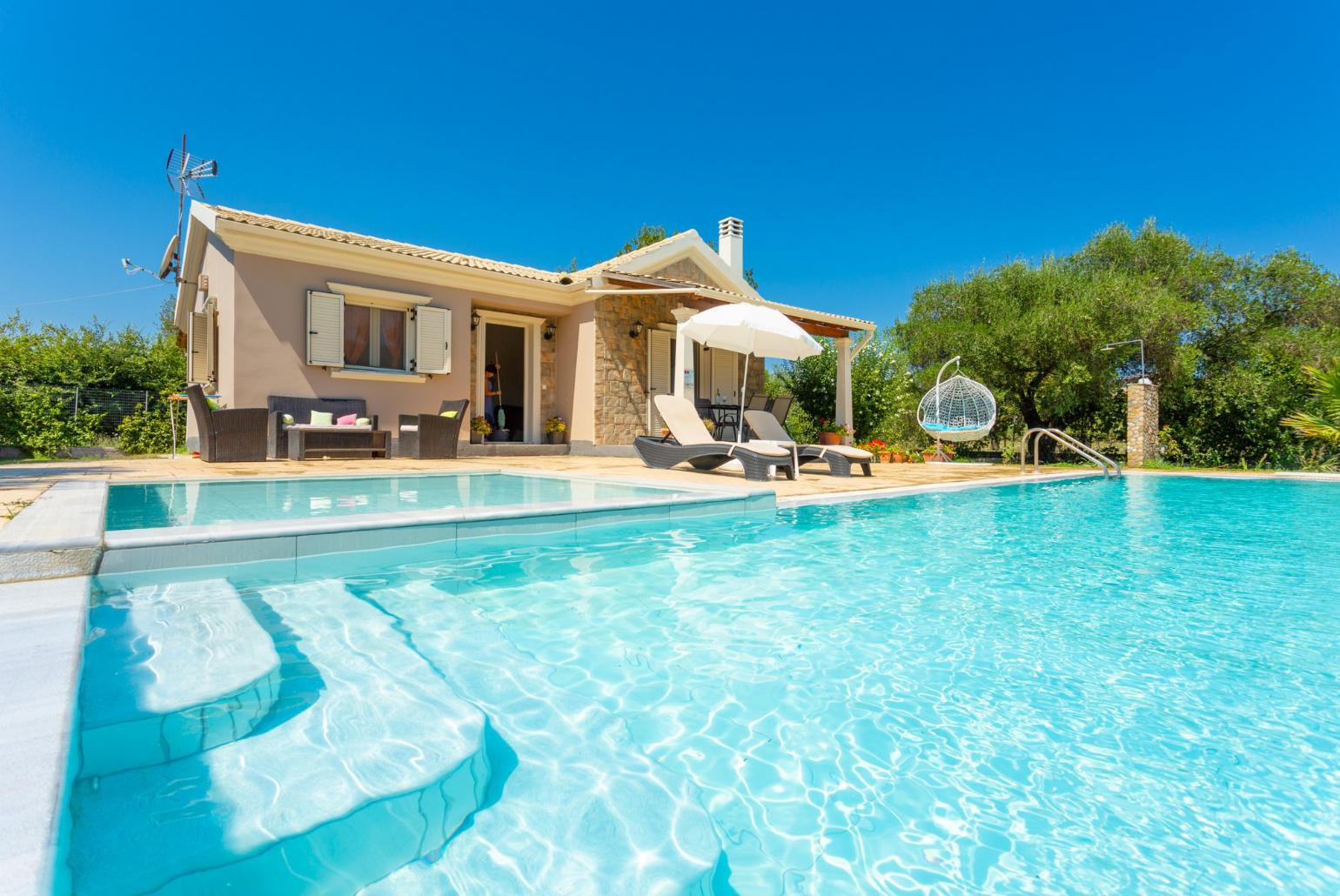 Beautiful villa with private pool and terrace