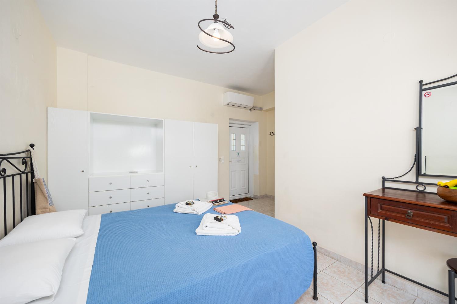 Double bedroom with en suite bathroom and A/C