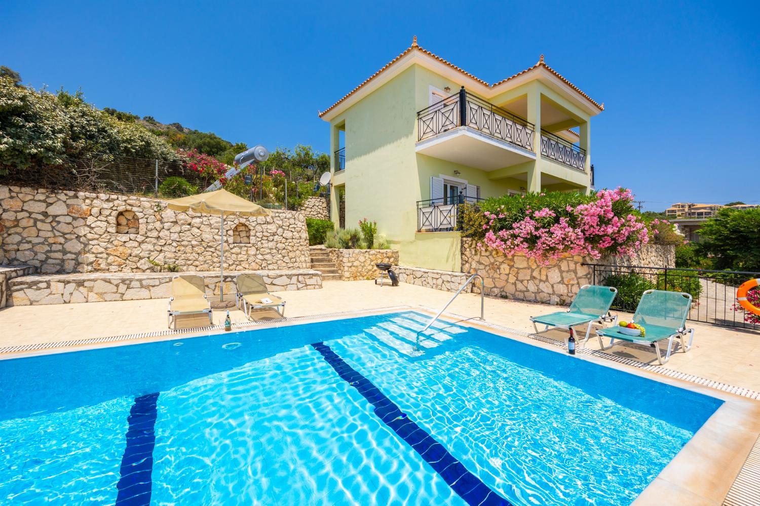 Beautiful villa with private pool and terrace with sea views