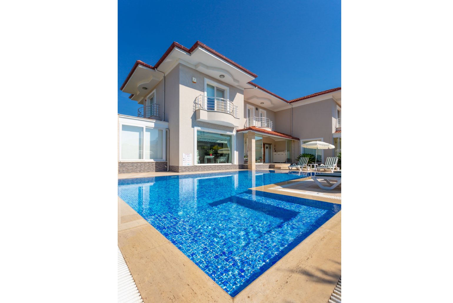 Beautiful villa with private pool and terrace