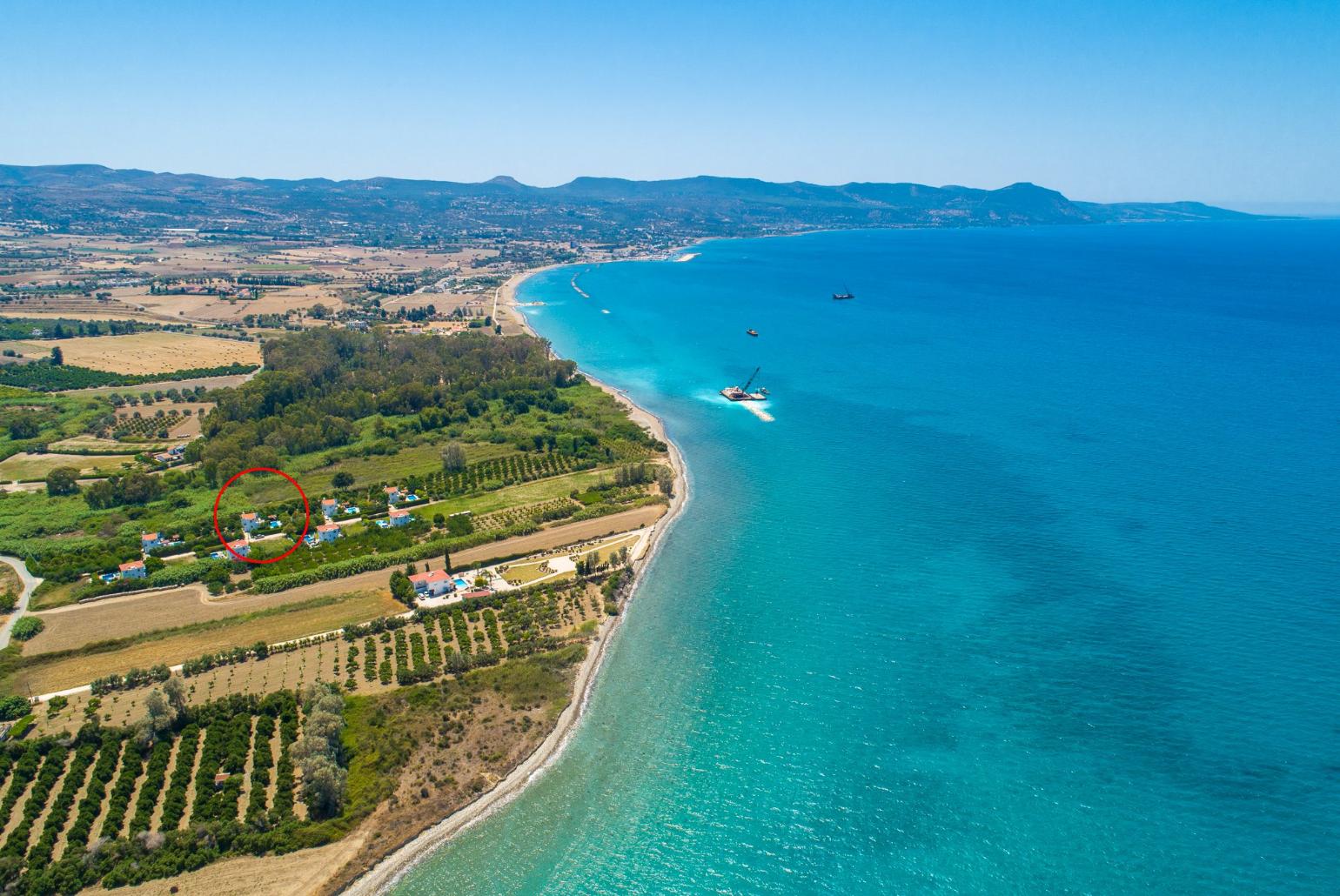 Aerial view showing location of Sun Beach Villa Thio