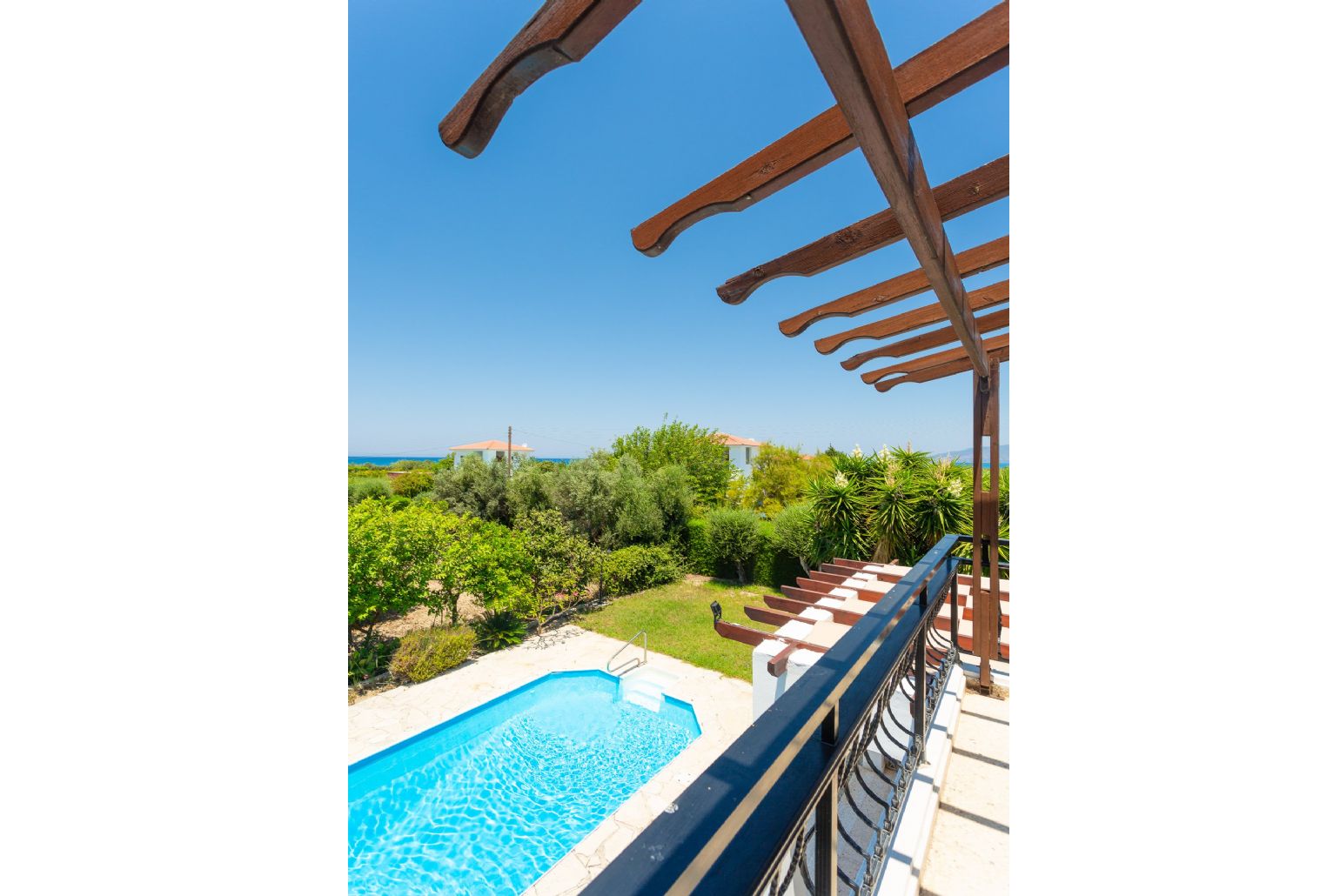 Balcony with sea views