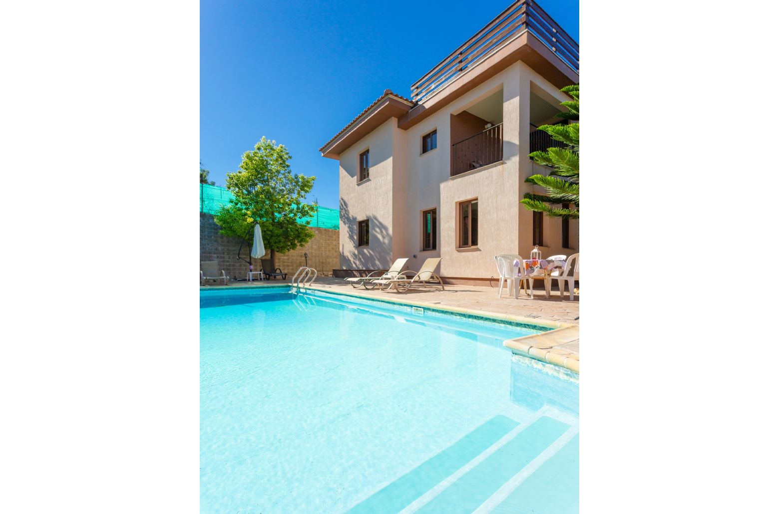 Beautiful villa with private pool and terrace