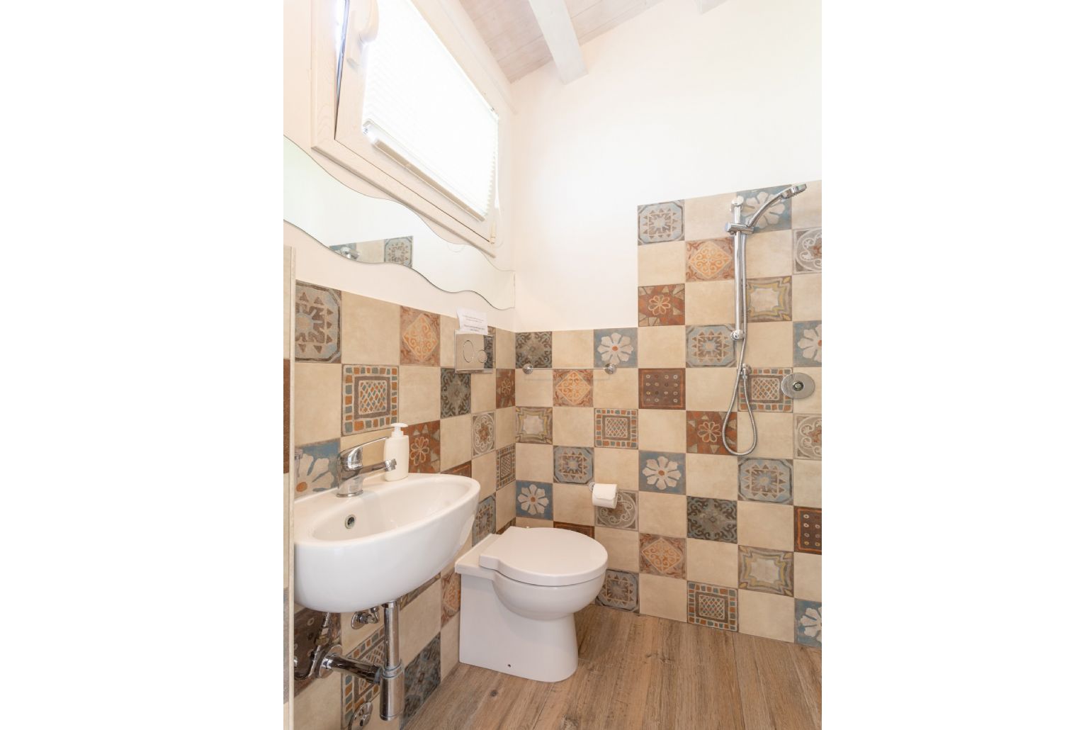 Family bathroom with shower in annex