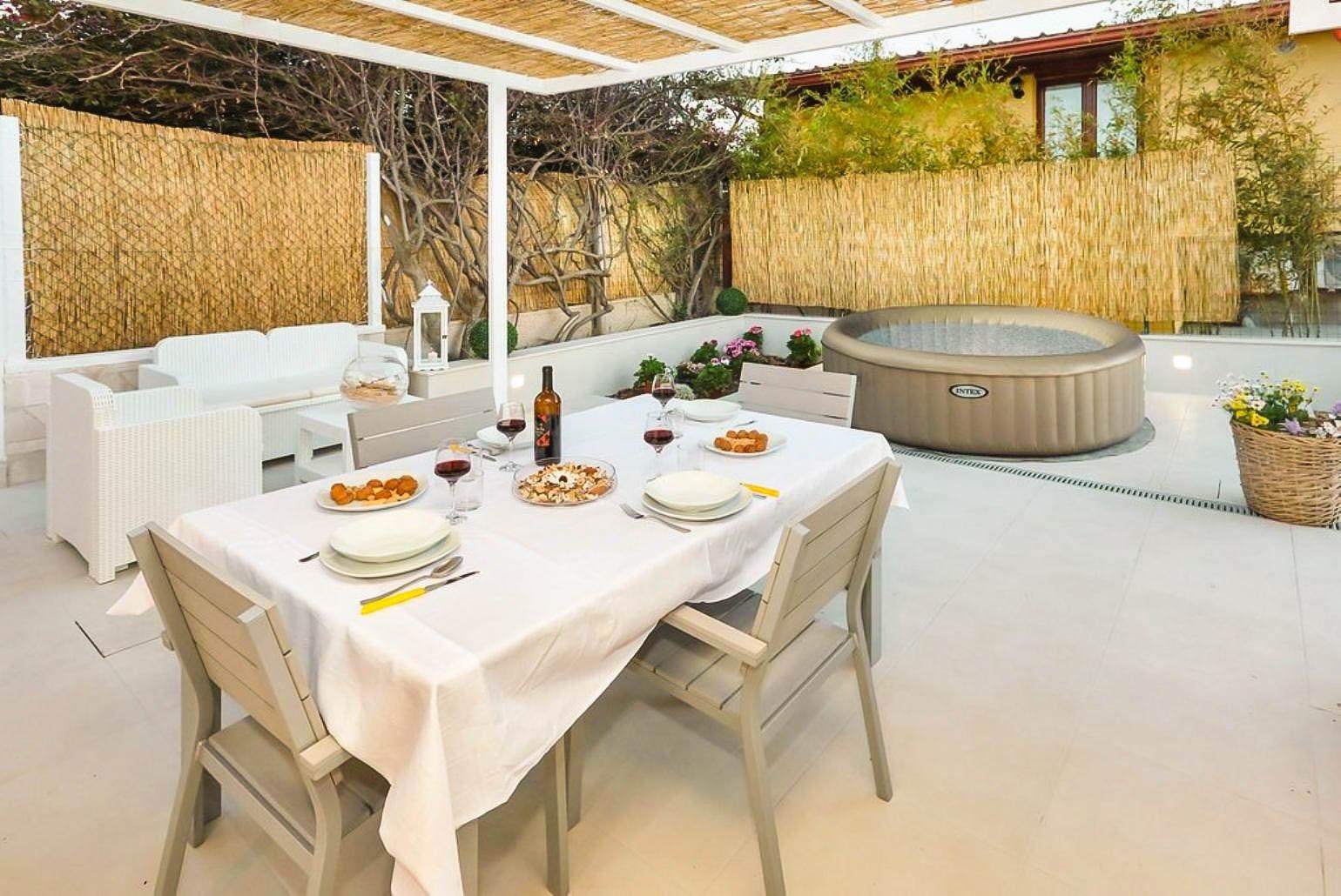 ,Beautiful villa with Outdoor sheltered patio.