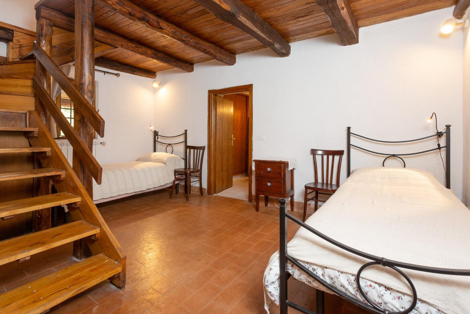 Twin bedroom