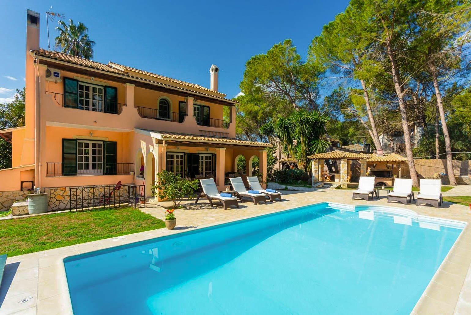 Beautiful villa with private pool, terrace, and lawn