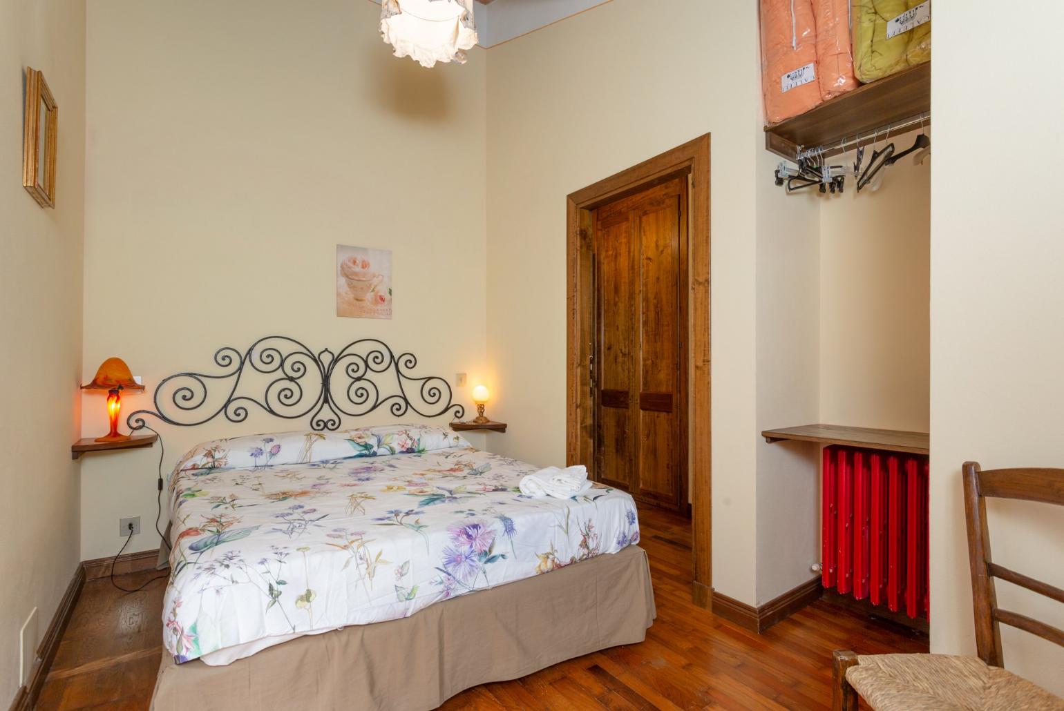 Double bedroom on first floor of main building with en suite bathroom and A/C