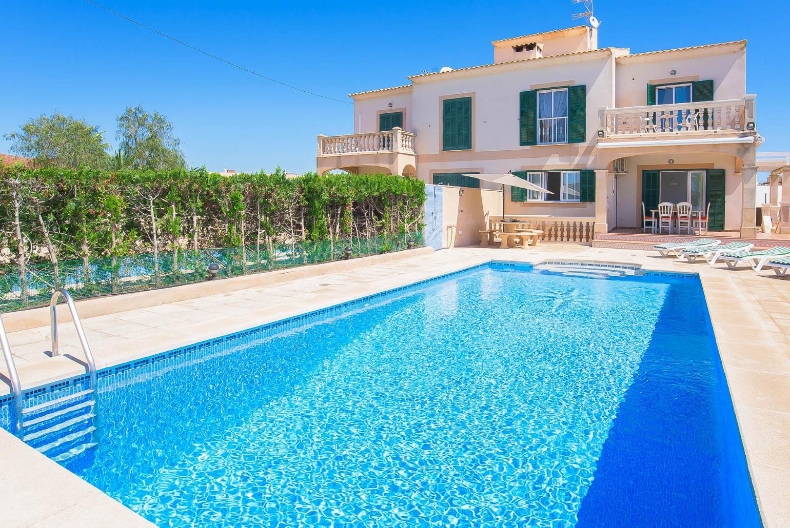 Beautiful villa with private pool and terrace