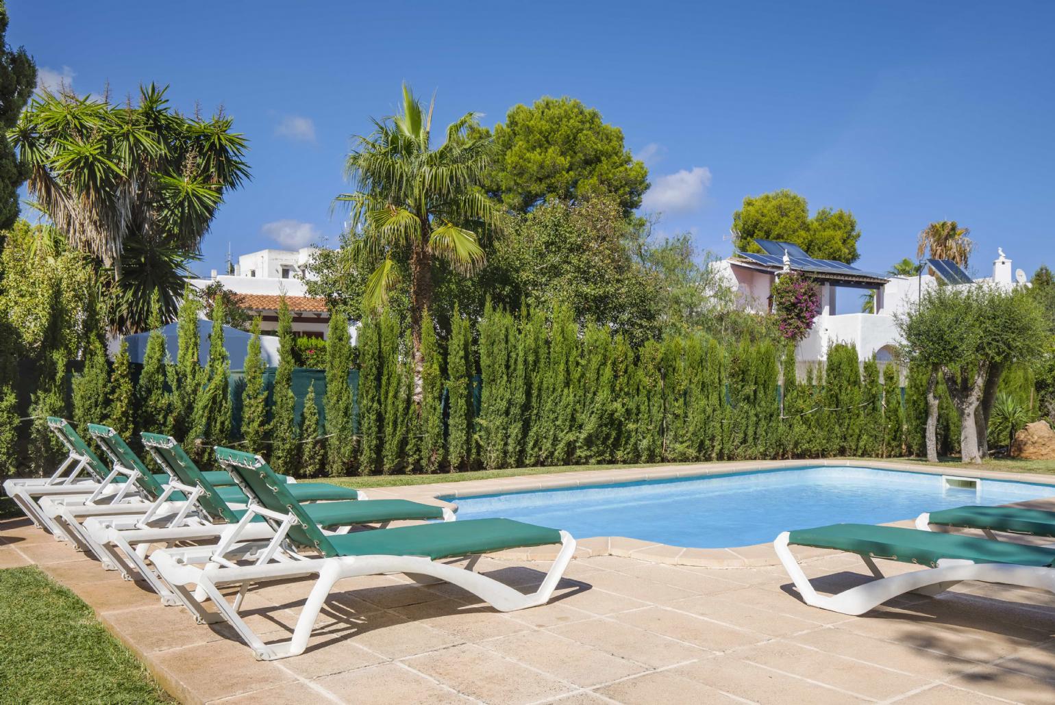 Private pool and terrace