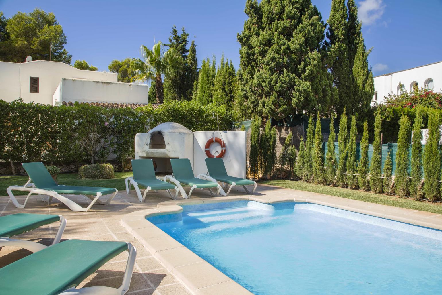 Private pool and terrace