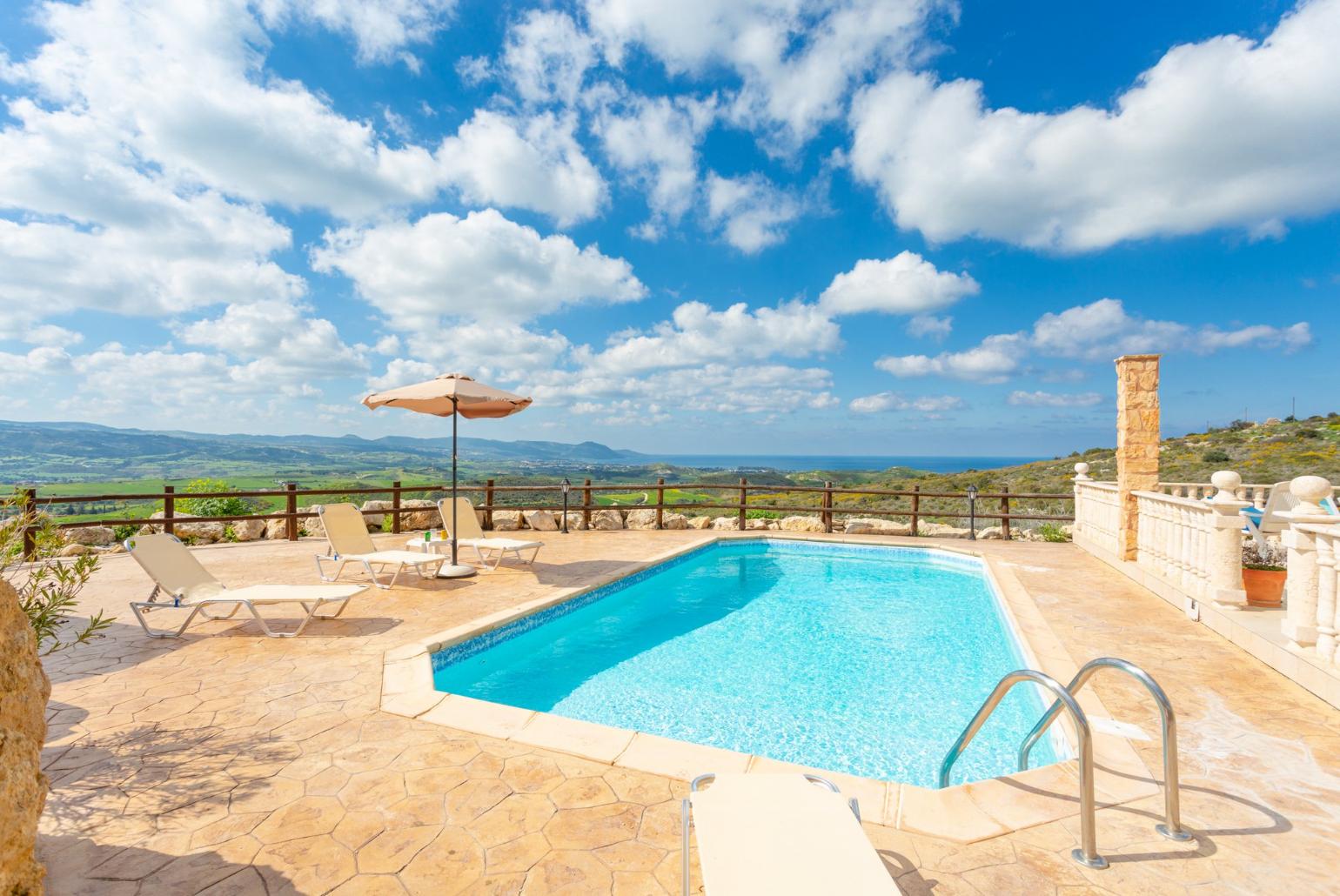 Private pool and terrace with panoramic views of the sea and countryside
