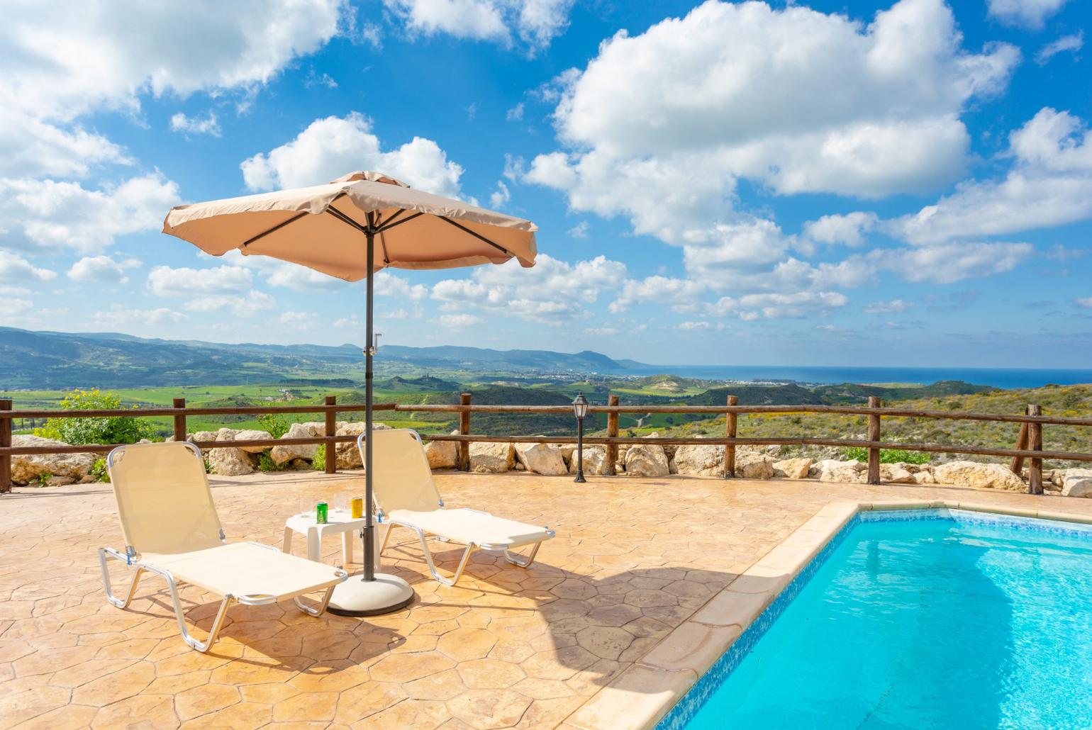 Private pool and terrace with panoramic views of the sea and countryside