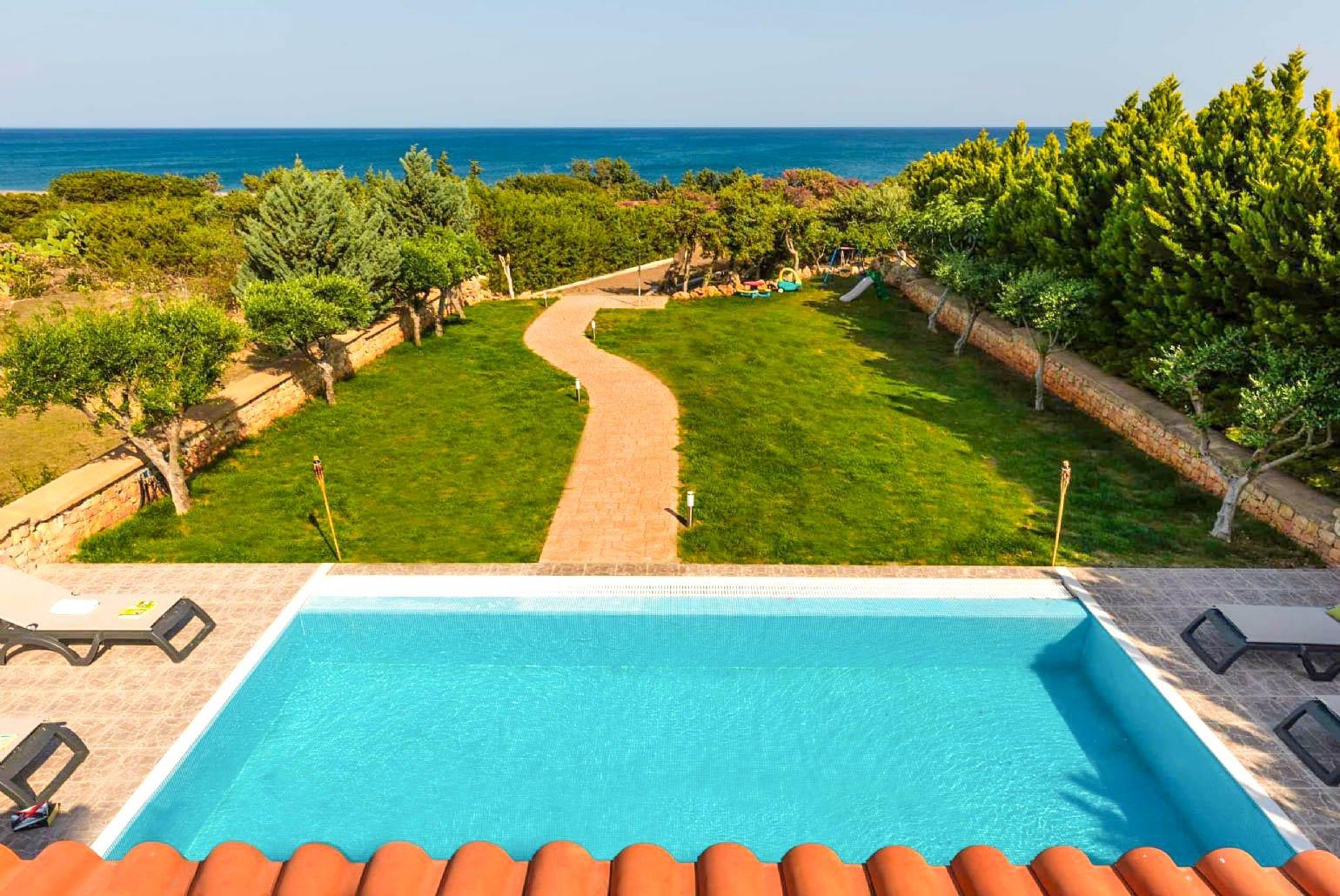 Beautiful villa with private pool and terrace