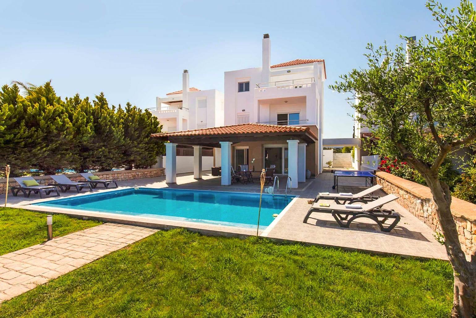 ,Beautiful Villa with Private Pool, Terrace and Garden area