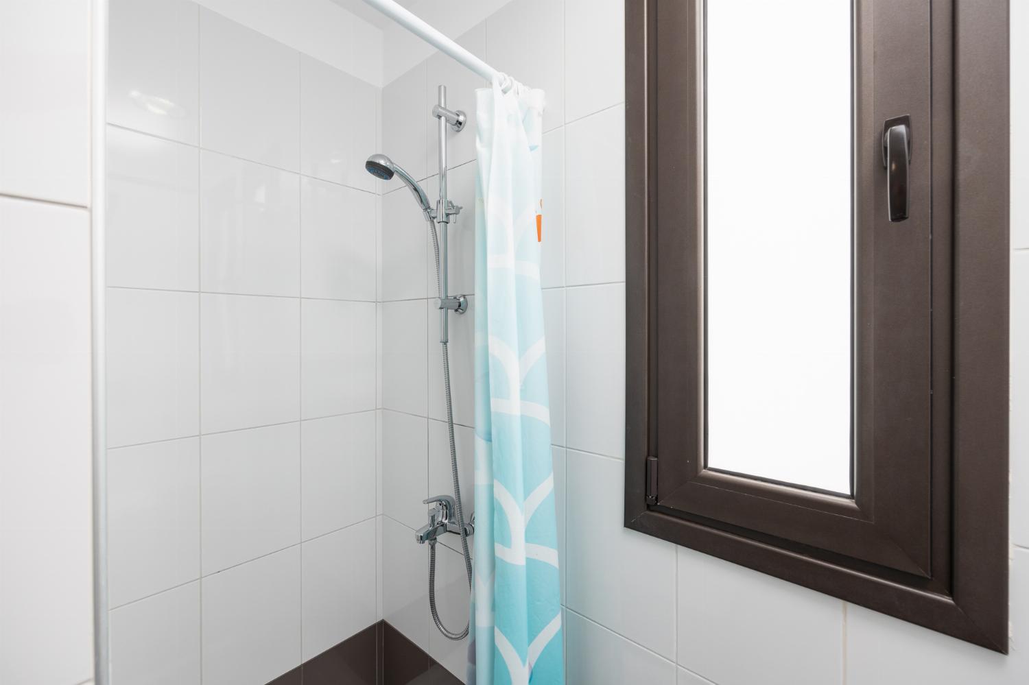 En suite bathroom with shower