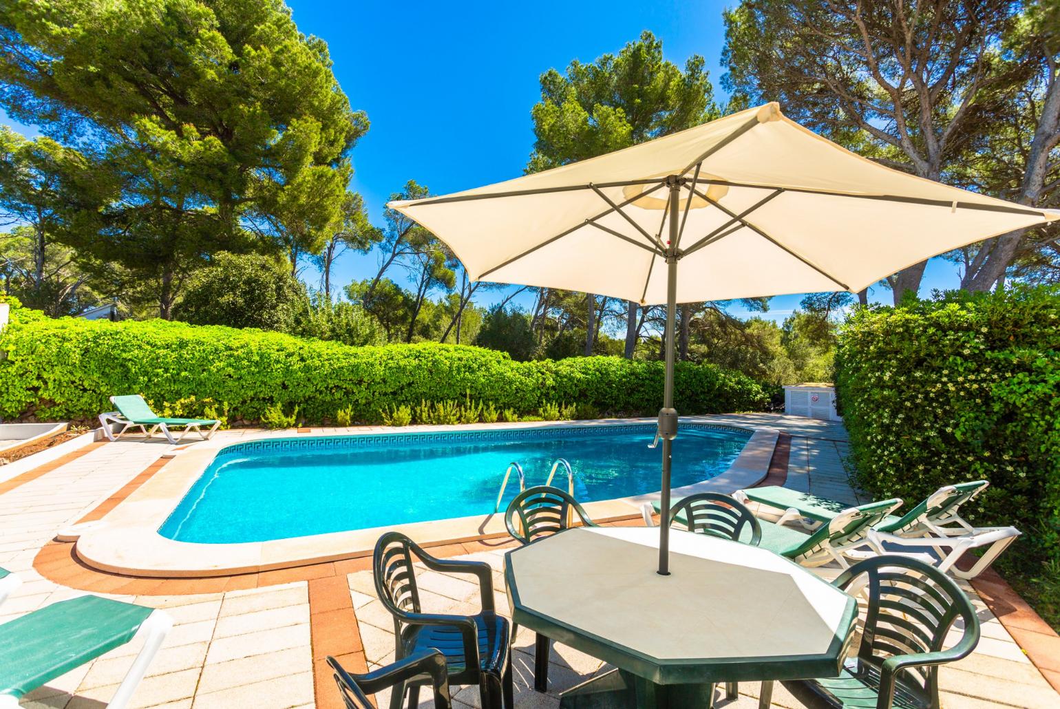 Private pool and terrace