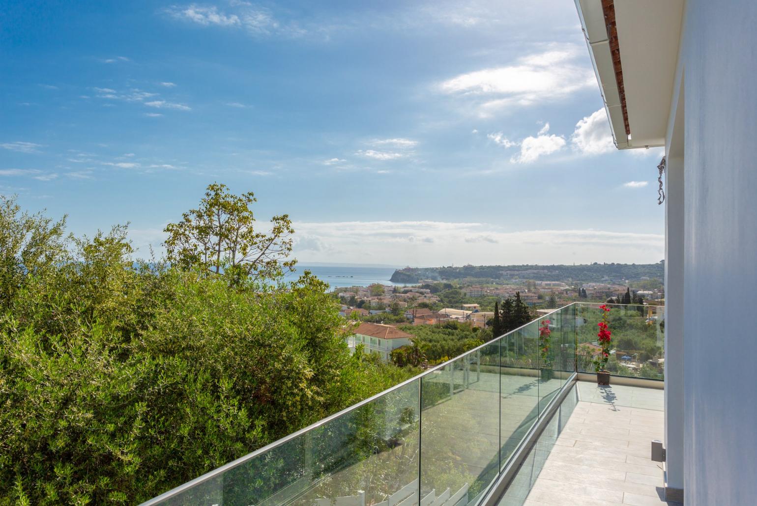 Terrace with sea views