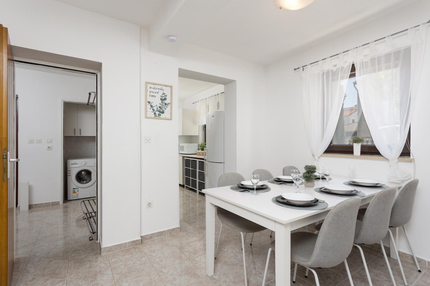 Ground floor: dining room with A/C