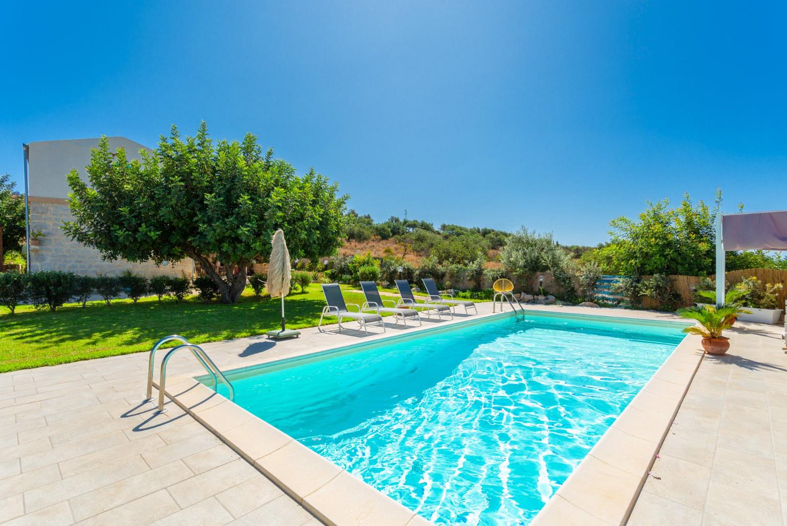 Private pool and terrace