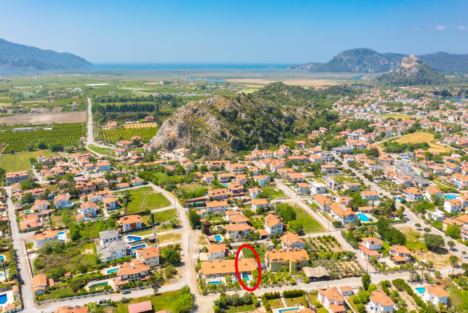Aerial view showing location of Villa Duman 1