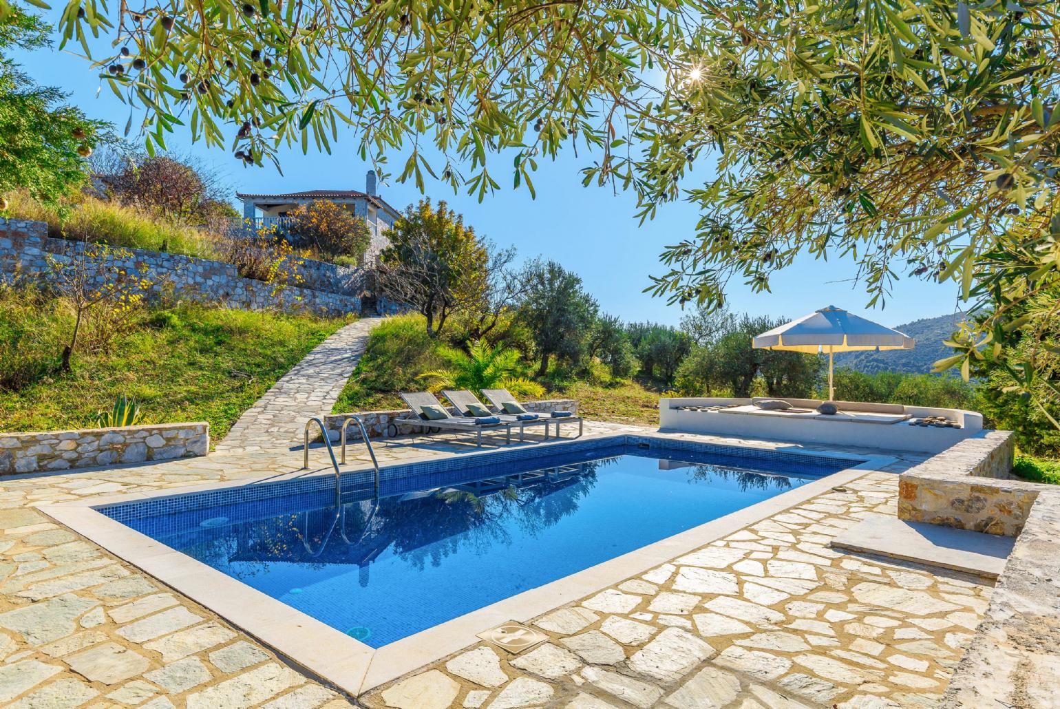 ,Beautiful Villa with Private Pool, Terrace and Garden