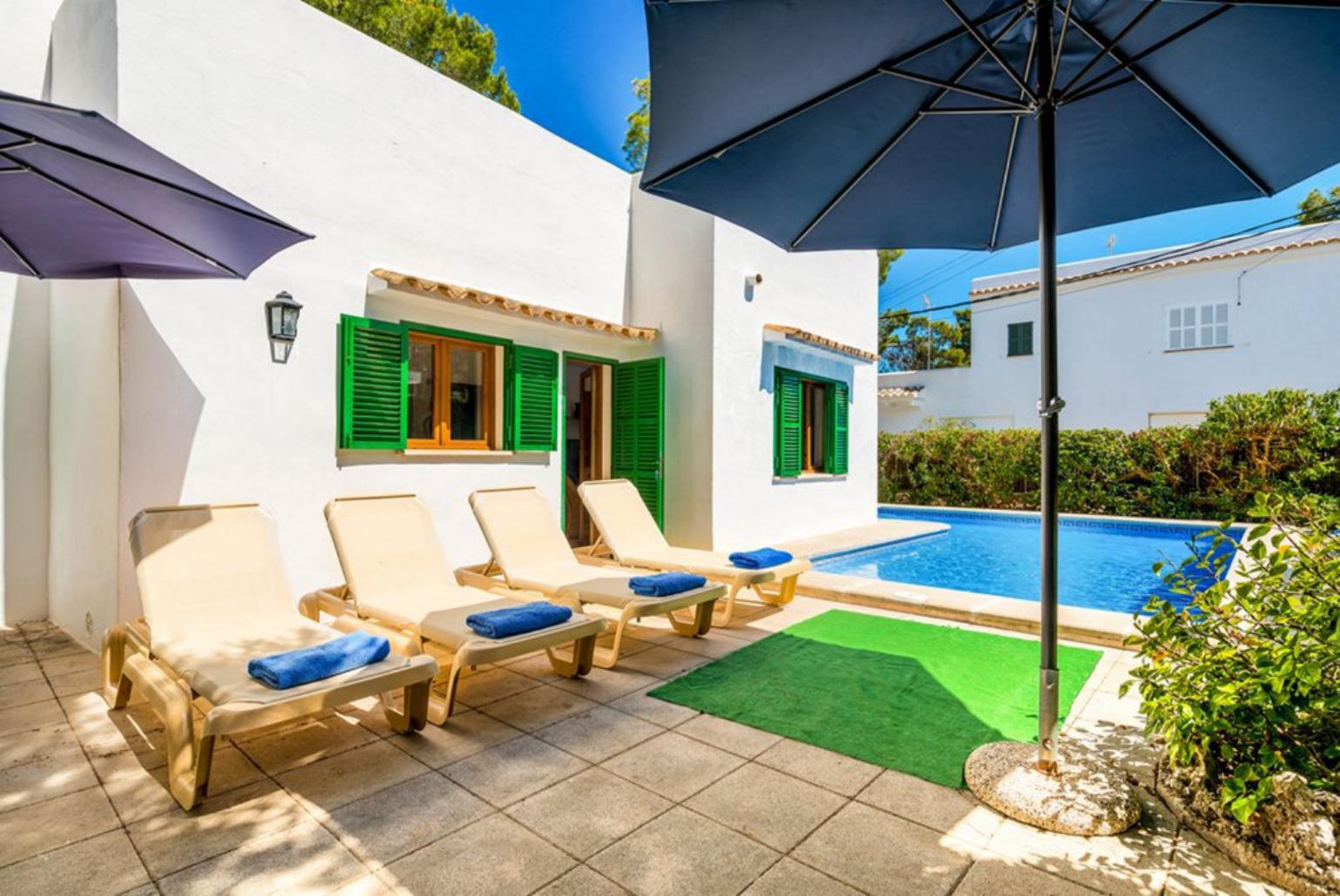 Beautiful villa with private pool and terrace