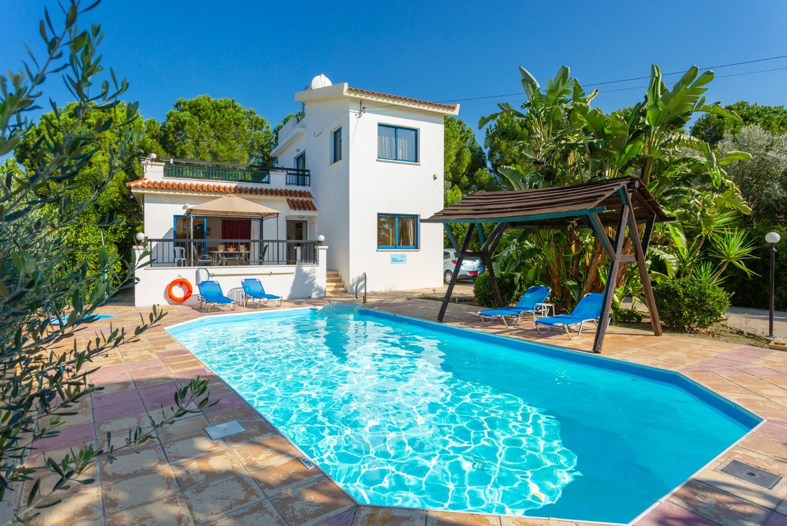 Beautiful villa with private pool and terrace